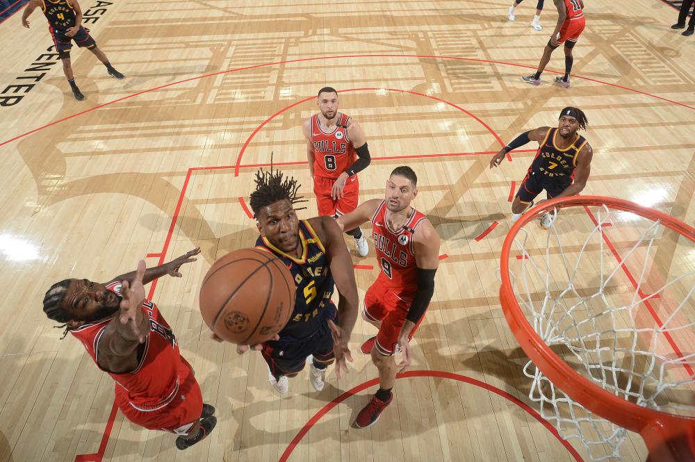 威胁的是她 威胁的是她