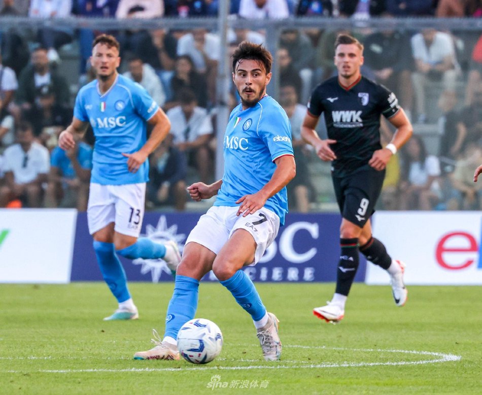 现知名评论 现知名评论